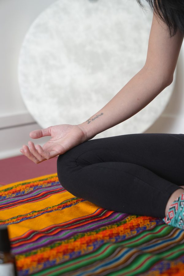 En séance de breathwork respiration holotropique, sonothérapie